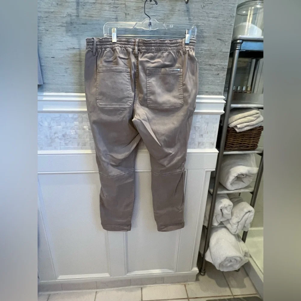 NWT new 14 WHBM mid rise everyday soft slim ankle utility pants sandstone tan